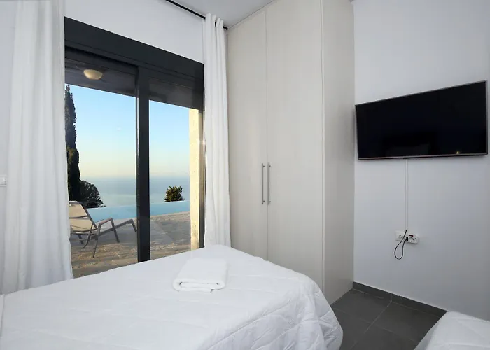 Point Of View Cassiopeia Villa *